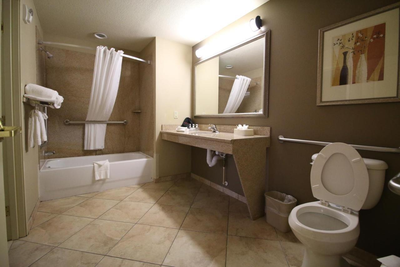 Seffner Inn And Suites 外观 照片