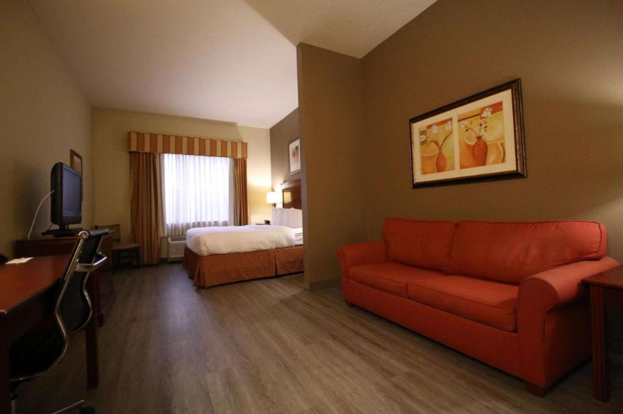 Seffner Inn And Suites 外观 照片