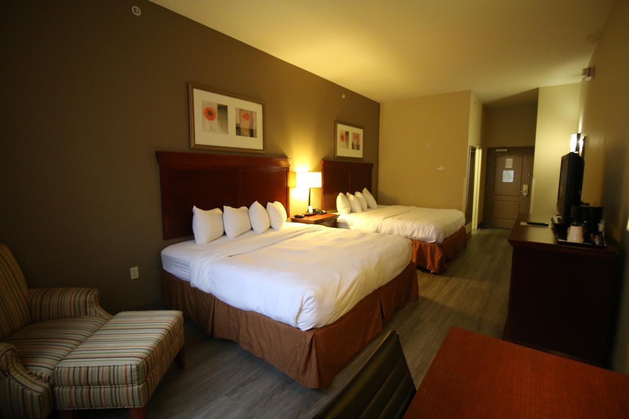 Seffner Inn And Suites 外观 照片