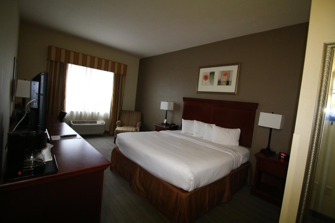 Seffner Inn And Suites 外观 照片